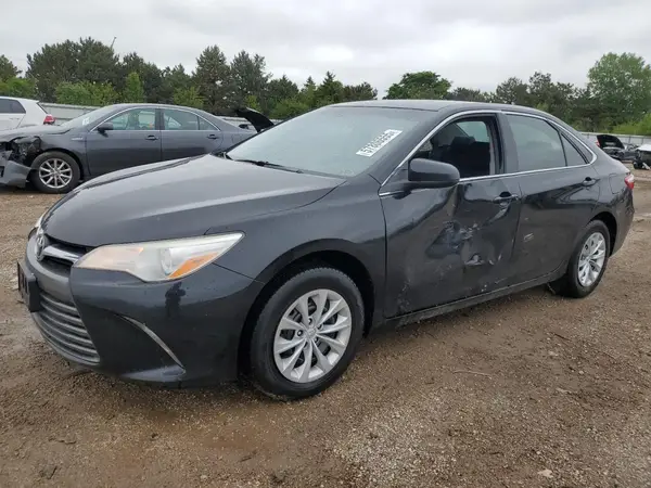 4T1BF1FK5HU780261 2017 TOYOTA CAMRY - Image 1