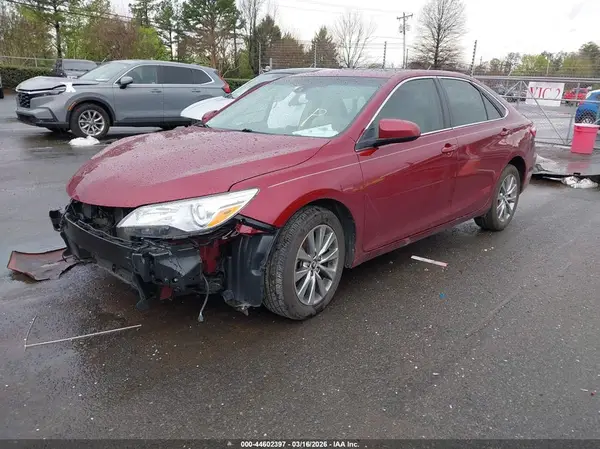 4T1BF1FK5HU780552 2017 TOYOTA CAMRY - Image 2