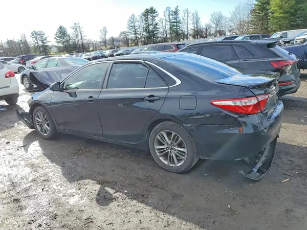 4T1BF1FK5HU780762 2017 TOYOTA CAMRY - Image 2