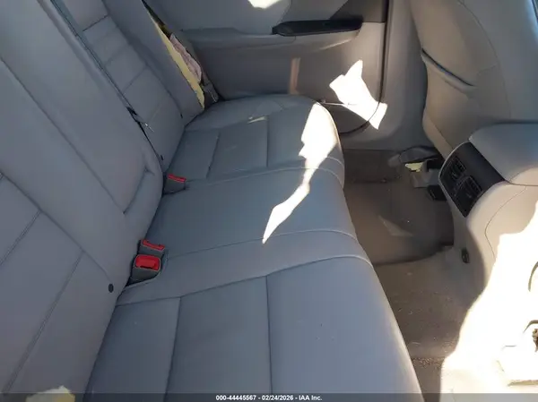 4T1BF1FK5HU782463 2017 TOYOTA CAMRY - Image 8