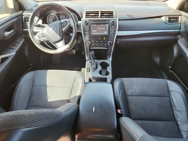 4T1BF1FK5HU786156 2017 TOYOTA CAMRY - Image 8