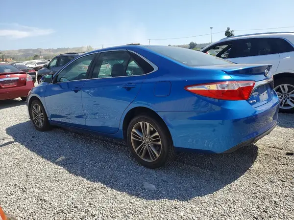 4T1BF1FK5HU787193 2017 TOYOTA CAMRY - Image 2