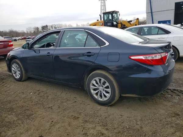 4T1BF1FK5HU802243 2017 TOYOTA CAMRY - Image 2