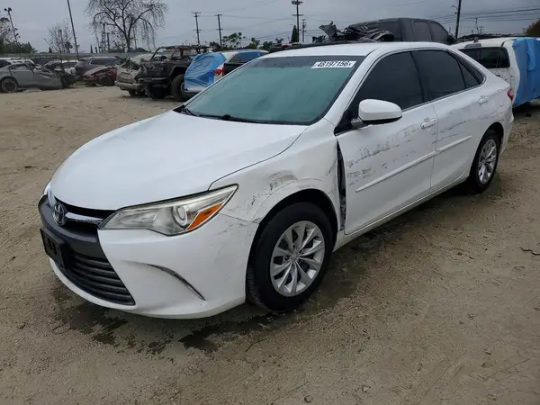 4T1BF1FK5HU803229 2017 TOYOTA CAMRY - Image 1
