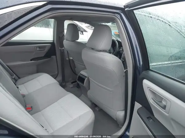 4T1BF1FK5HU803652 2017 TOYOTA CAMRY - Image 8