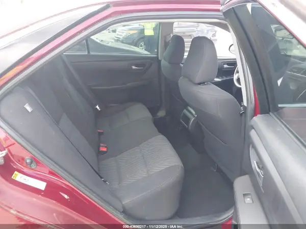 4T1BF1FK5HU807250 2017 TOYOTA CAMRY - Image 8