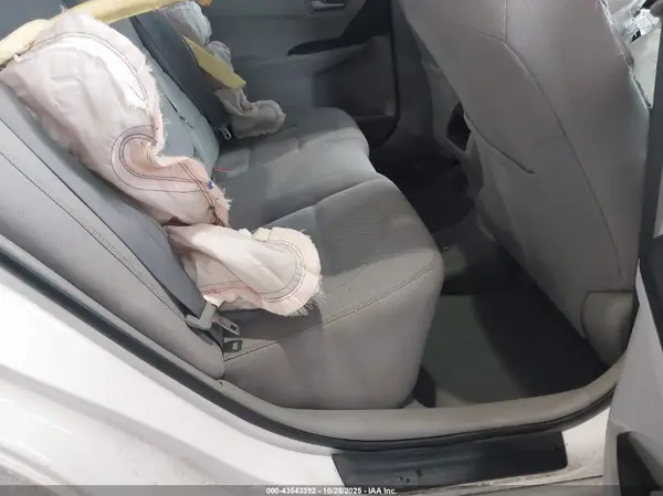 4T1BF1FK5HU809385 2017 TOYOTA CAMRY - Image 8