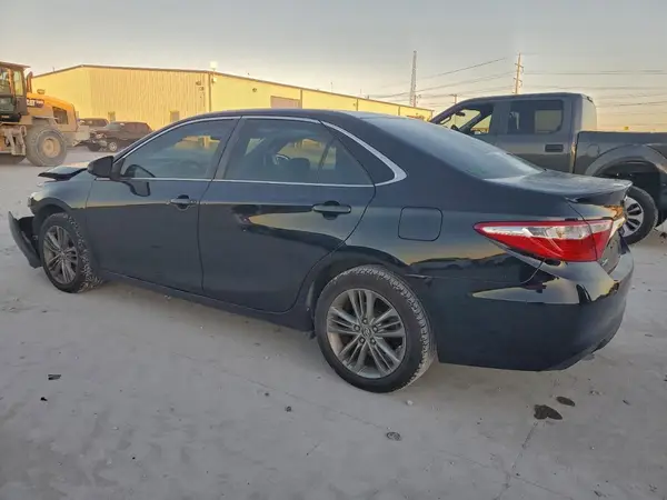 4T1BF1FK5HU815414 2017 TOYOTA CAMRY - Image 2