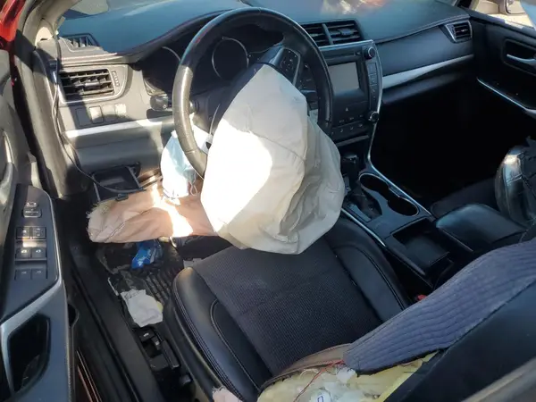4T1BF1FK5HU815560 2017 TOYOTA CAMRY - Image 8
