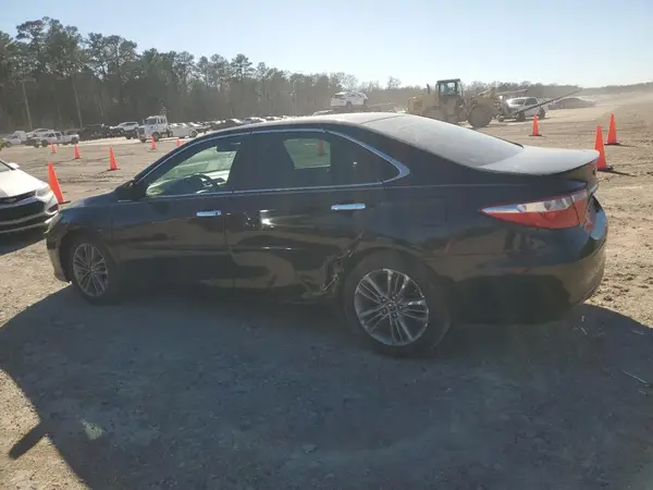 4T1BF1FK6GU116713 2016 TOYOTA CAMRY - Image 2