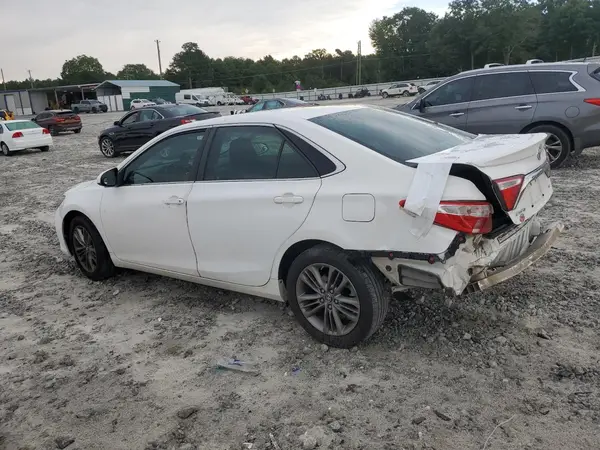 4T1BF1FK6GU121815 2016 TOYOTA CAMRY - Image 2