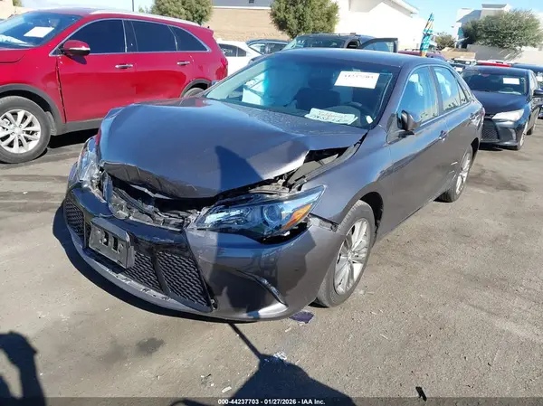 4T1BF1FK6GU123192 2016 TOYOTA CAMRY - Image 2