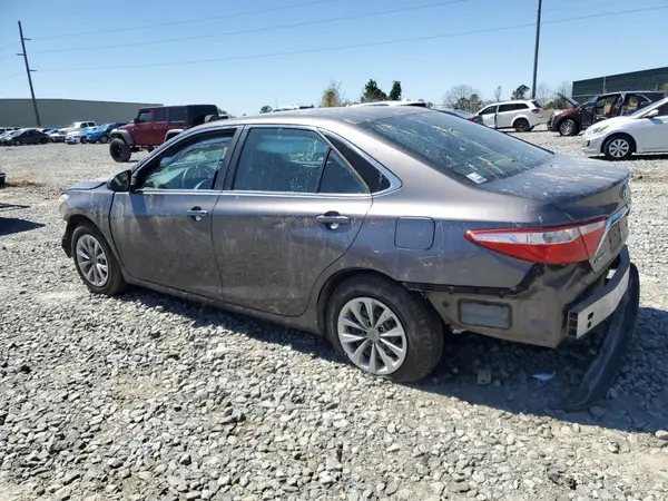 4T1BF1FK6GU123824 2016 TOYOTA CAMRY - Image 2