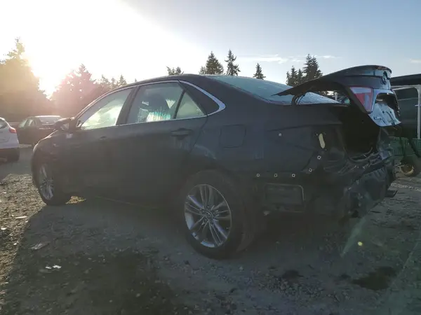 4T1BF1FK6GU130076 2016 TOYOTA CAMRY - Image 2