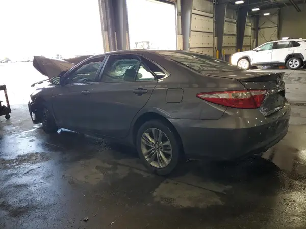 4T1BF1FK6GU132104 2016 TOYOTA CAMRY - Image 2