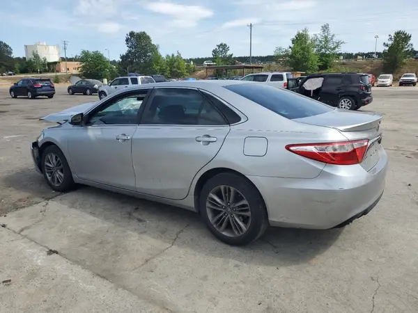 4T1BF1FK6GU136783 2016 TOYOTA CAMRY - Image 2