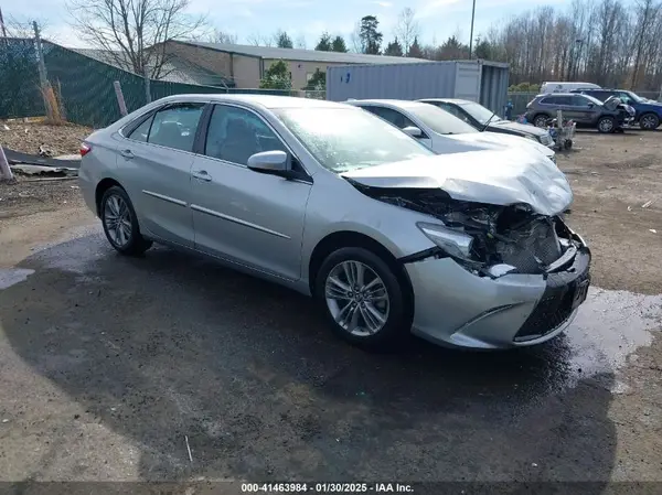 4T1BF1FK6GU146021 2016 TOYOTA CAMRY - Image 1