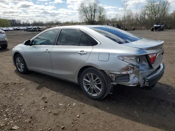 4T1BF1FK6GU150571 2016 TOYOTA CAMRY - Image 2