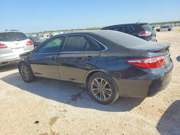 4T1BF1FK6GU152031 2016 TOYOTA CAMRY - Image 2