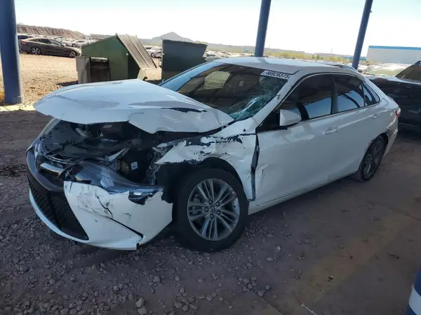 4T1BF1FK6GU152191 2016 TOYOTA CAMRY - Image 1