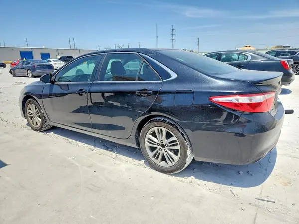 4T1BF1FK6GU154555 2016 TOYOTA CAMRY - Image 2