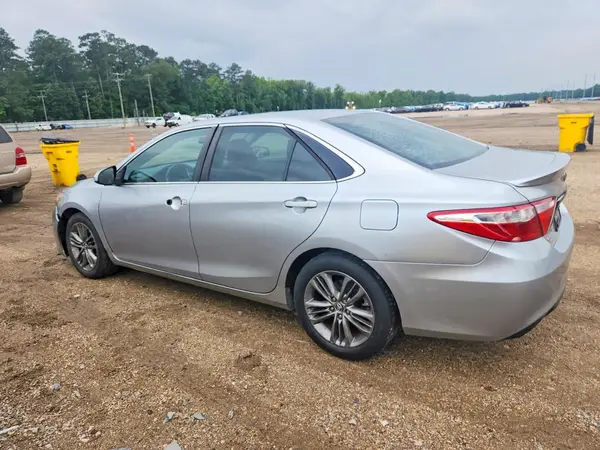4T1BF1FK6GU156502 2016 TOYOTA CAMRY - Image 2