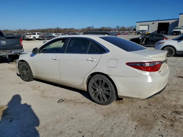 4T1BF1FK6GU159657 2016 TOYOTA CAMRY - Image 2