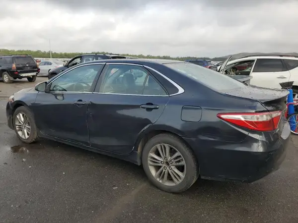 4T1BF1FK6GU159917 2016 TOYOTA CAMRY - Image 2