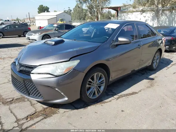 4T1BF1FK6GU161487 2016 TOYOTA CAMRY - Image 2