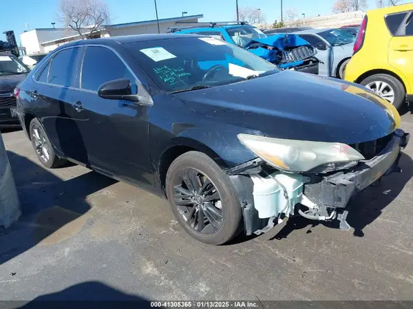 4T1BF1FK6GU163661 2016 TOYOTA CAMRY - Image 1