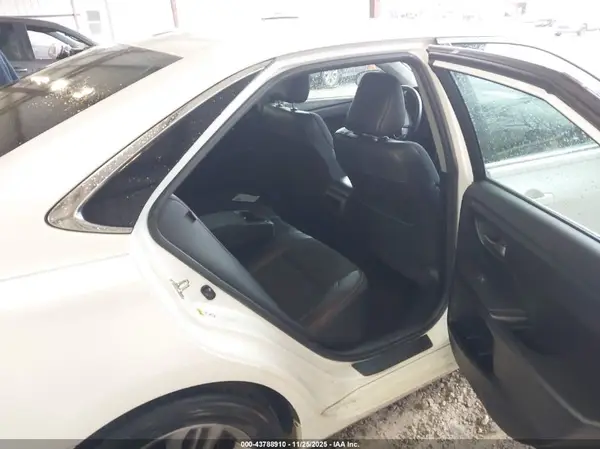 4T1BF1FK6GU164969 2016 TOYOTA CAMRY - Image 8