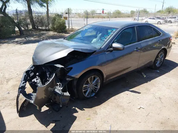 4T1BF1FK6GU170027 2016 TOYOTA CAMRY - Image 2