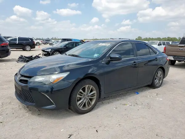 4T1BF1FK6GU170836 2016 TOYOTA CAMRY - Image 1