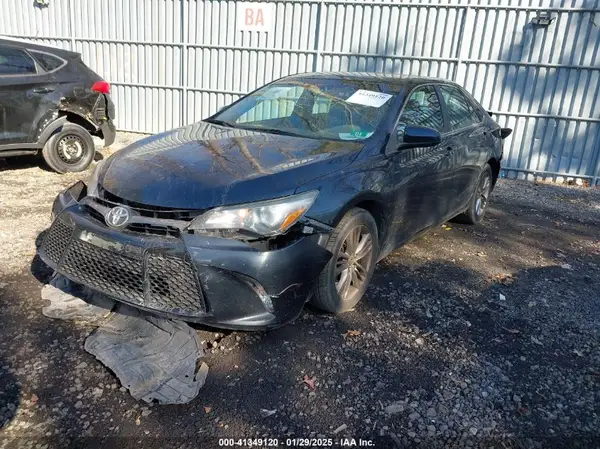 4T1BF1FK6GU179228 2016 TOYOTA CAMRY - Image 2