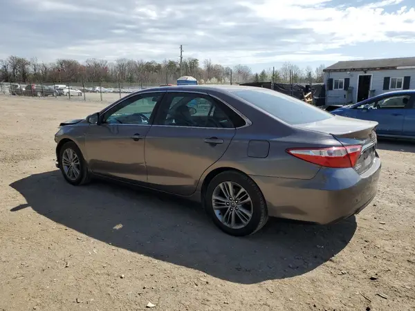 4T1BF1FK6GU182839 2016 TOYOTA CAMRY - Image 2
