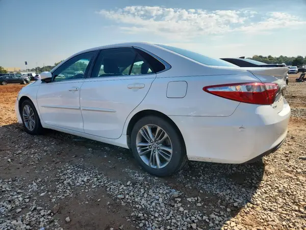 4T1BF1FK6GU185028 2016 TOYOTA CAMRY - Image 2