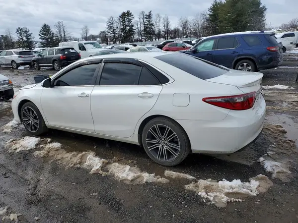 4T1BF1FK6GU186664 2016 TOYOTA CAMRY - Image 2
