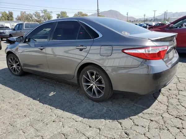 4T1BF1FK6GU187684 2016 TOYOTA CAMRY - Image 2