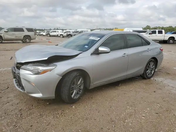 4T1BF1FK6GU188771 2016 TOYOTA CAMRY - Image 1