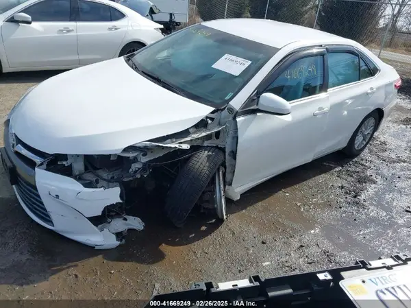 4T1BF1FK6GU189127 2016 TOYOTA CAMRY - Image 2