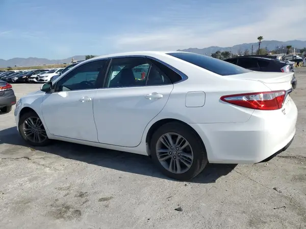 4T1BF1FK6GU190309 2016 TOYOTA CAMRY - Image 2