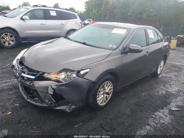 4T1BF1FK6GU195848 2016 TOYOTA CAMRY - Image 2