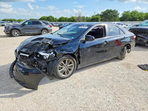 4T1BF1FK6GU202992 2016 TOYOTA CAMRY - Image 1