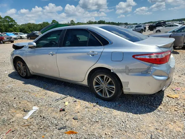 4T1BF1FK6GU204998 2016 TOYOTA CAMRY - Image 2