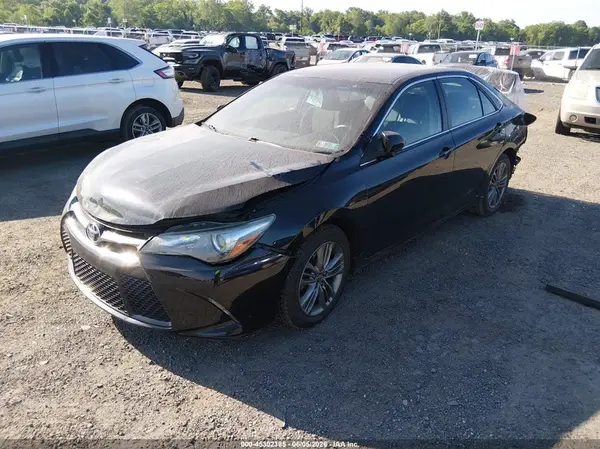 4T1BF1FK6GU206752 2016 TOYOTA CAMRY - Image 2