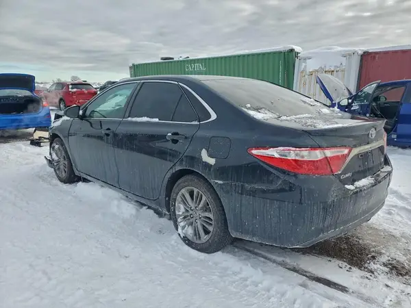 4T1BF1FK6GU209943 2016 TOYOTA CAMRY - Image 2