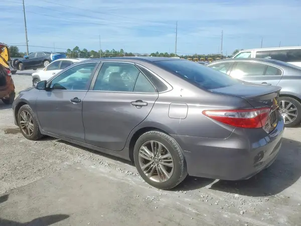 4T1BF1FK6GU212244 2016 TOYOTA CAMRY - Image 2