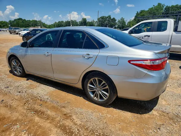 4T1BF1FK6GU214611 2016 TOYOTA CAMRY - Image 2