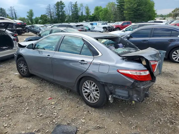4T1BF1FK6GU215063 2016 TOYOTA CAMRY - Image 2