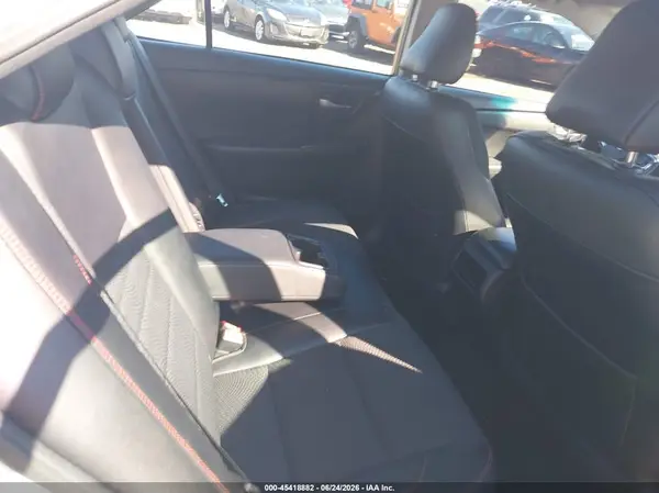 4T1BF1FK6GU215709 2016 TOYOTA CAMRY - Image 8